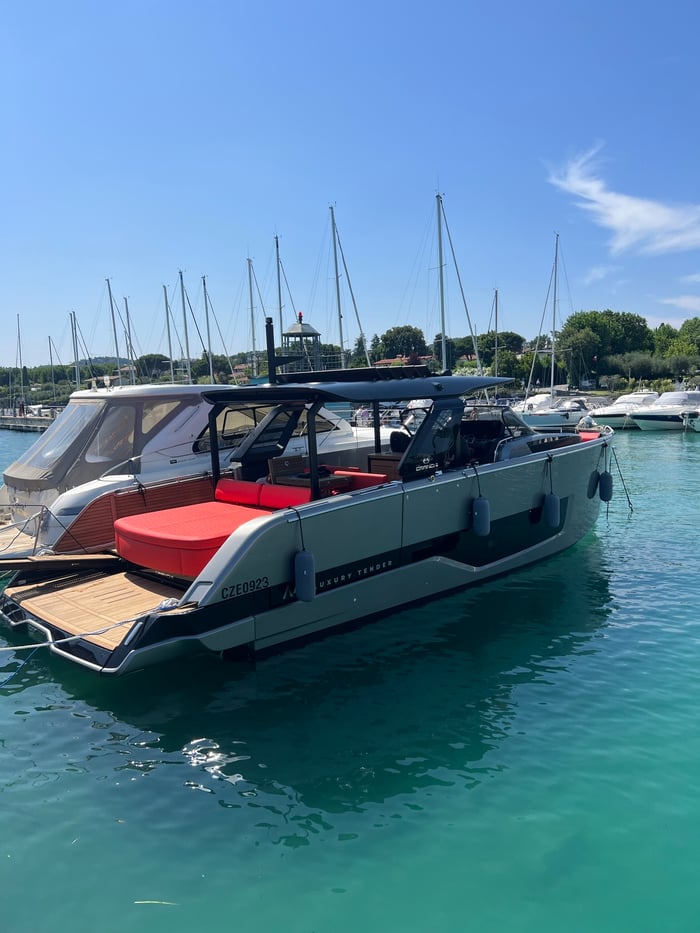 Cranchi A46 Luxury Tender (2023)
