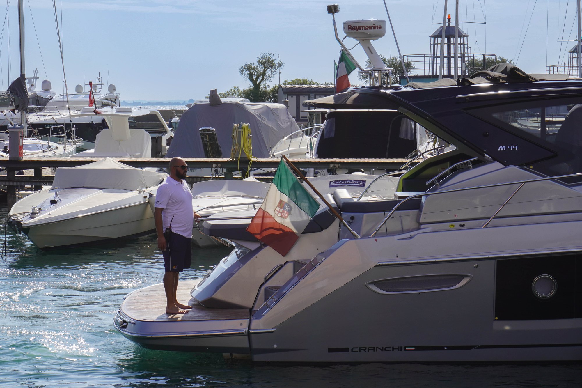 Dienstleistungen von Moniga Porto